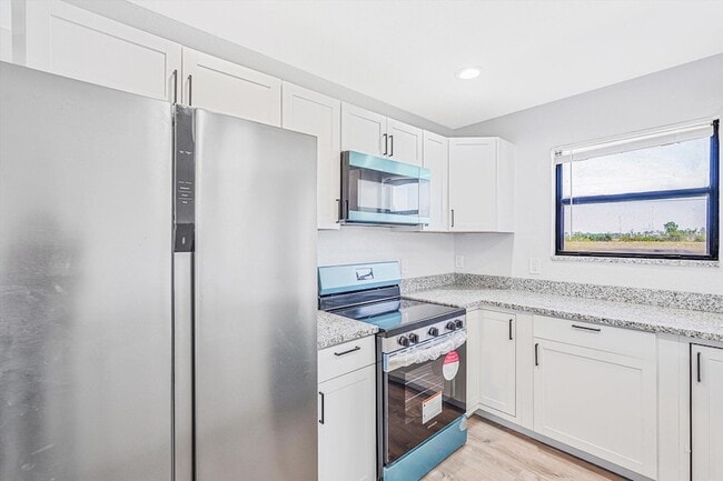 Building Photo - 17852 94th St N