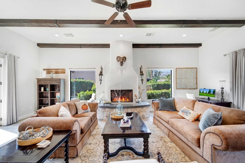 Building Photo - 57721 Santa Rosa Trail