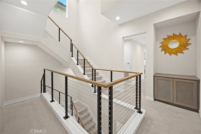 Building Photo - 478 Sycamore Dr