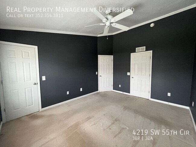 Building Photo - 4219 SW 55th Cir