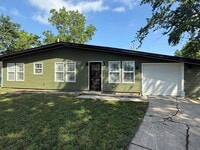 Building Photo - 744 E 48th Pl