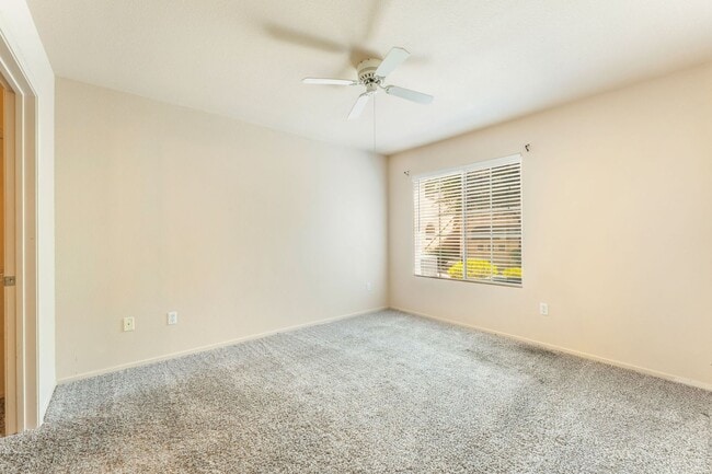 Building Photo - SPACIOUS CONDO!