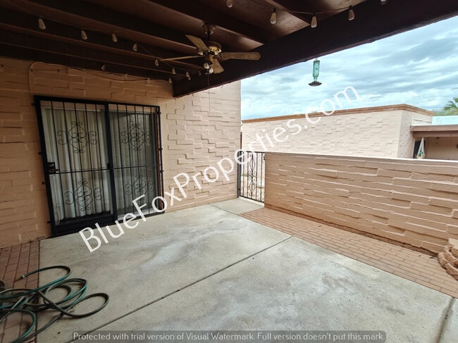 Building Photo - 4227 E Presidio Rd