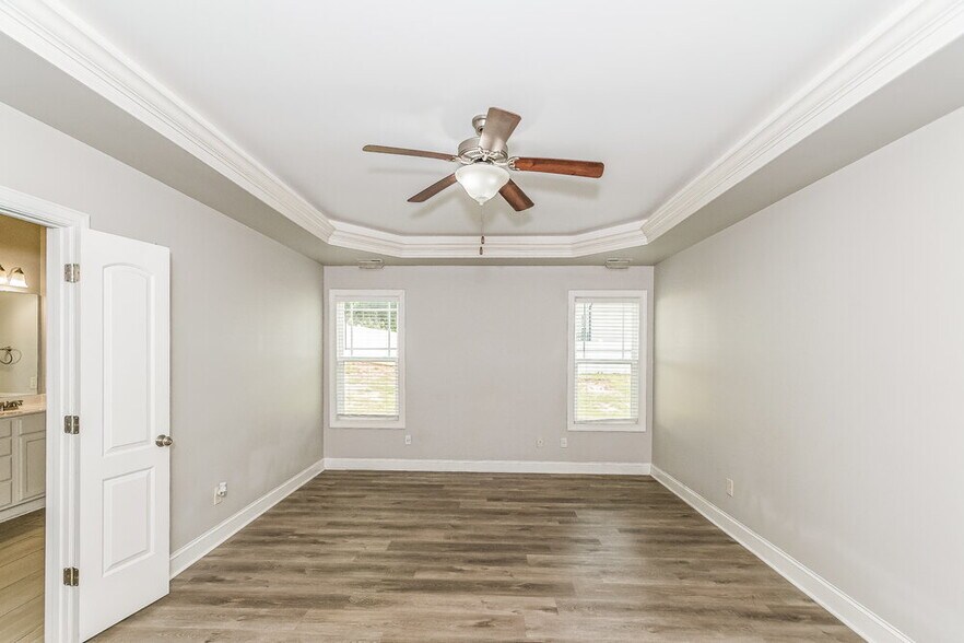 Building Photo - 837 Airedale Trail