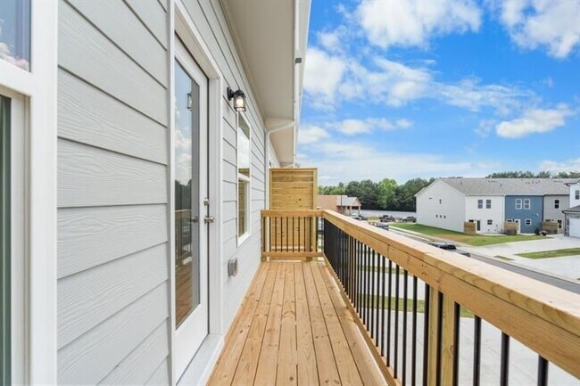 Building Photo - 77 Professional Pl