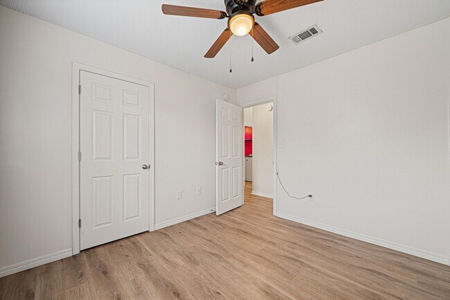 Building Photo - 8517 High School Blvd