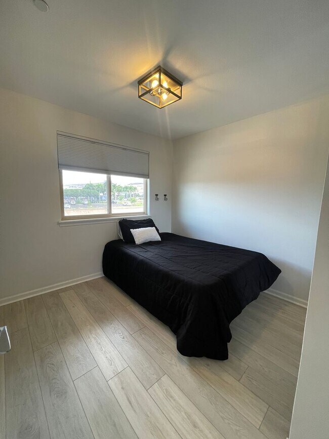 Building Photo - Fully Furnished 3 Bedroom/2.5 Bath Kahoma ...