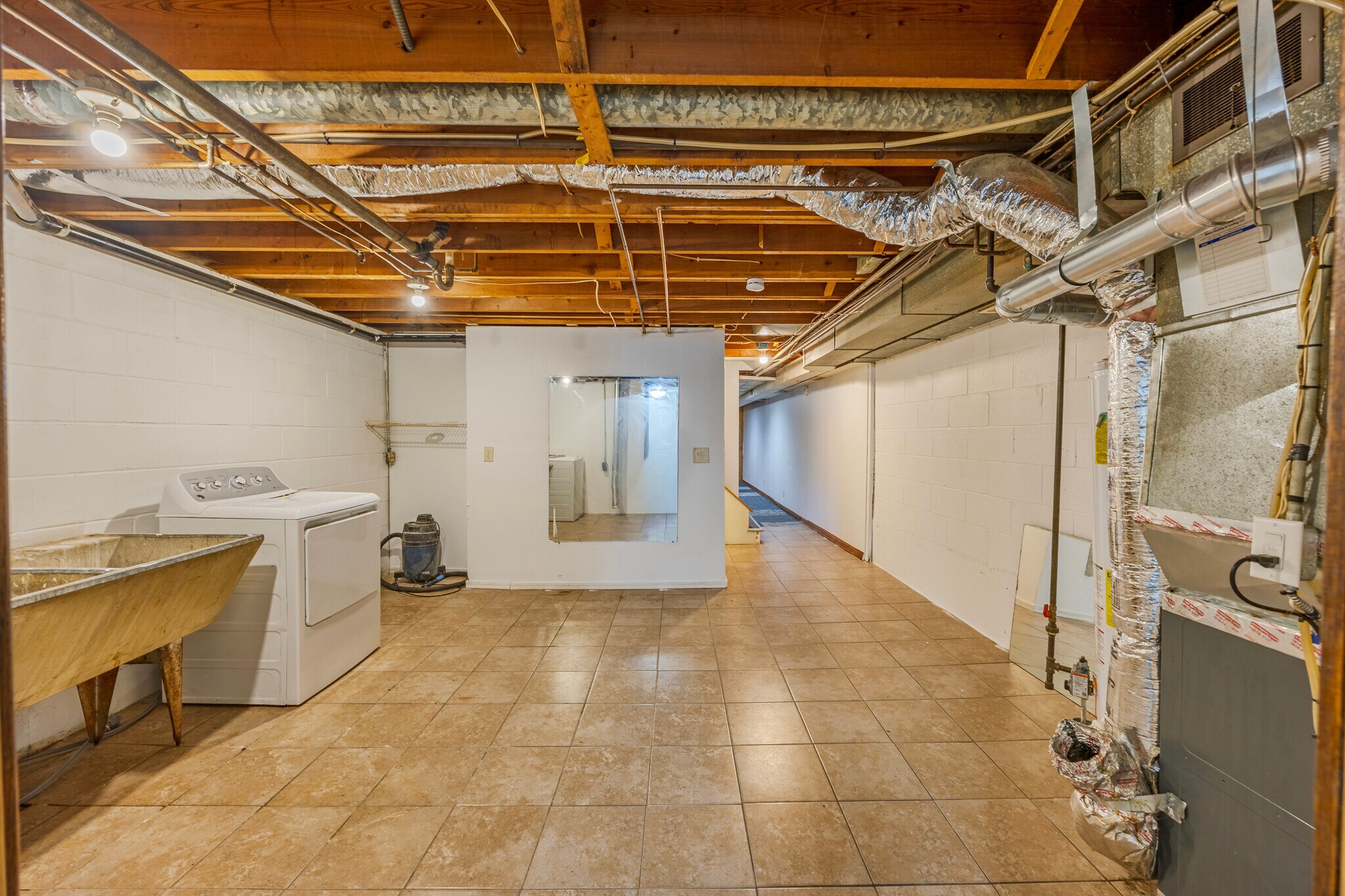 Building Photo - 5751 Xerxes Ave S