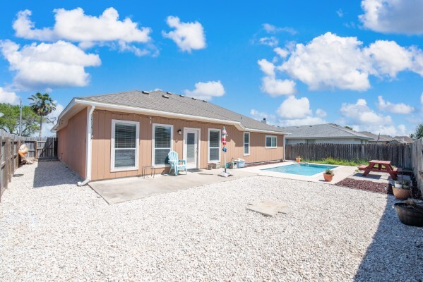 Building Photo - 13937 Windjammer Dr