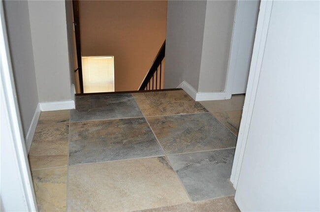 Building Photo - 6901 Argonne Forest Cove