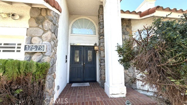 Building Photo - 17579 Marengo Dr
