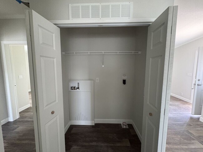 Building Photo - 51 Quail Run