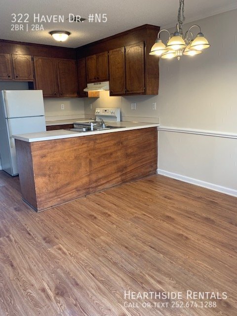 Building Photo - 322 Haven Dr