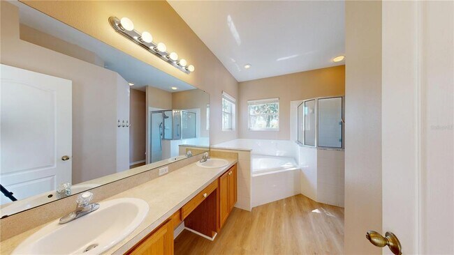 Building Photo - 1853 Atlantic Dr