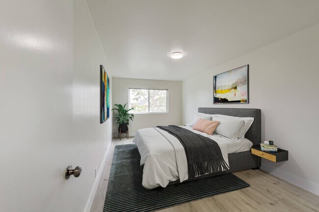 Floorplan - 2000 Linden