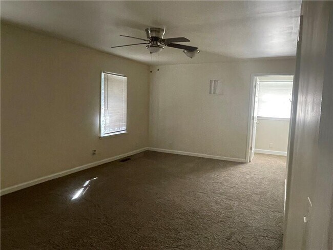 Building Photo - 908 Vintage Pointe Dr