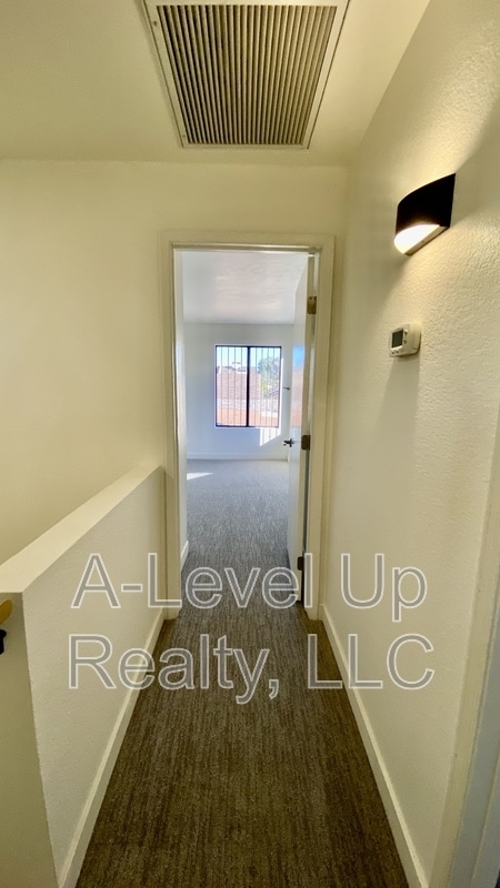 Building Photo - 2387 W Palo Dulce Dr