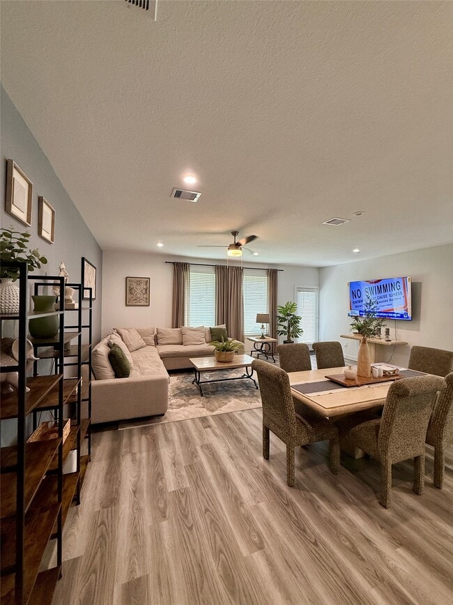 Building Photo - 12308 Greenwood Gate Dr