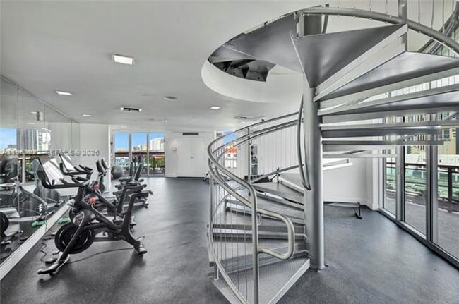 Building Photo - 350 S Miami Ave