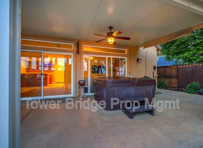 Building Photo - 1518 Southridge Ct