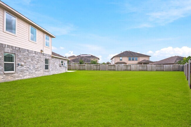 Building Photo - 16203 Centennial Light Dr