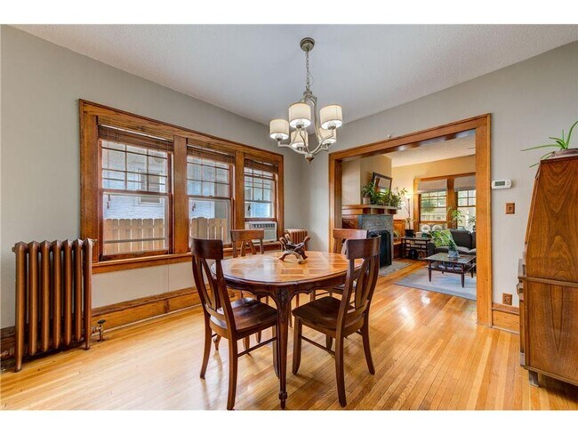 Building Photo - Gorgeous 6 Bedroom in Midway- June 2026 Mo...