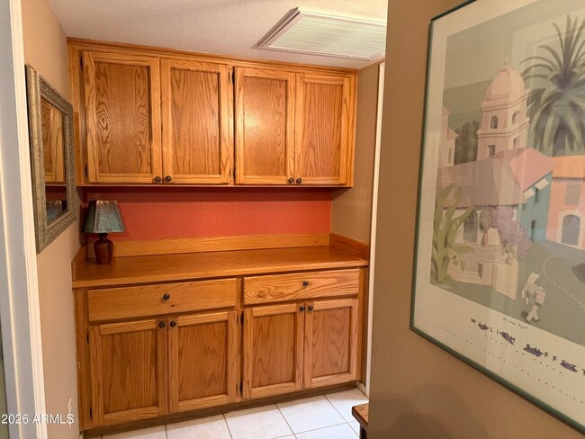 Building Photo - 8054 E Del Trigo