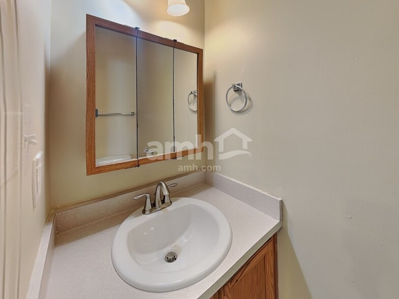 Building Photo - 1651 Allegro Way