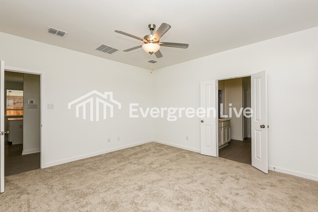 Building Photo - 1220 Dragon Wy