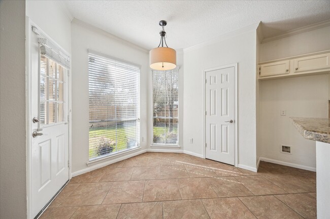 Building Photo - 12831 Dove Point Ln