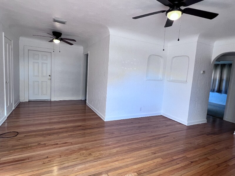 Building Photo - 2179 22nd Ave N