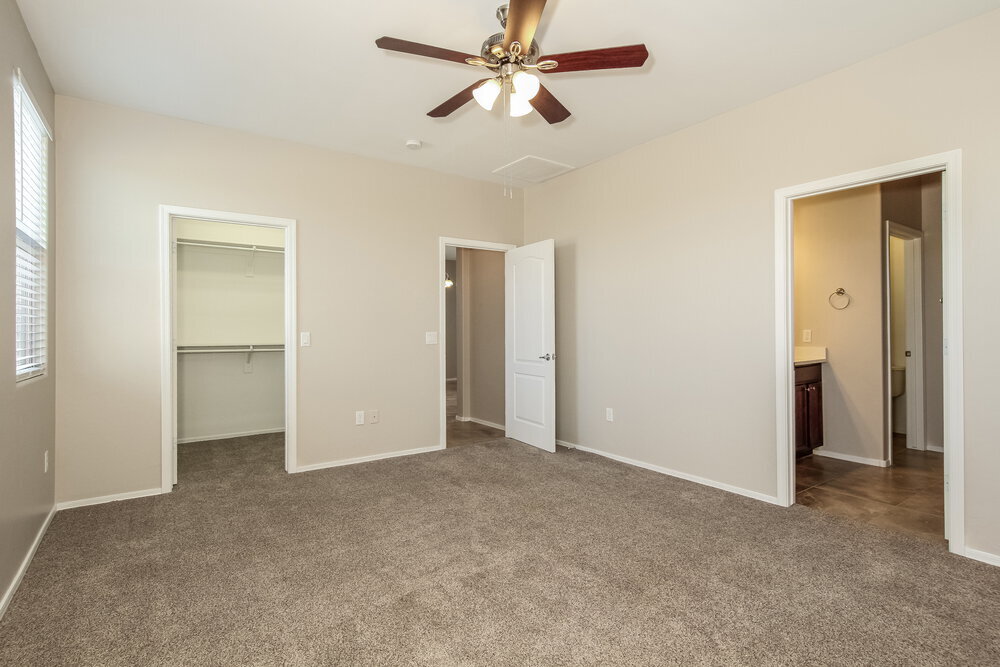 Building Photo - 6269 S Reed Bunting Dr