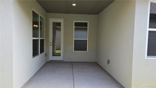 Building Photo - 29 N 13th St