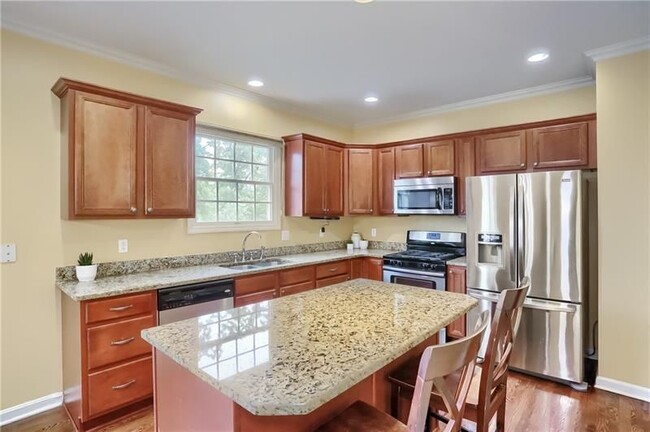 Building Photo - 391 Marshall Heights Dr