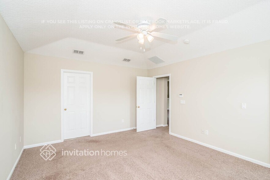 Building Photo - 428 Mistwood Ct