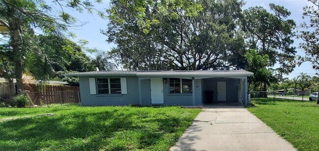Primary Photo - 5529 Nutmeg Ave