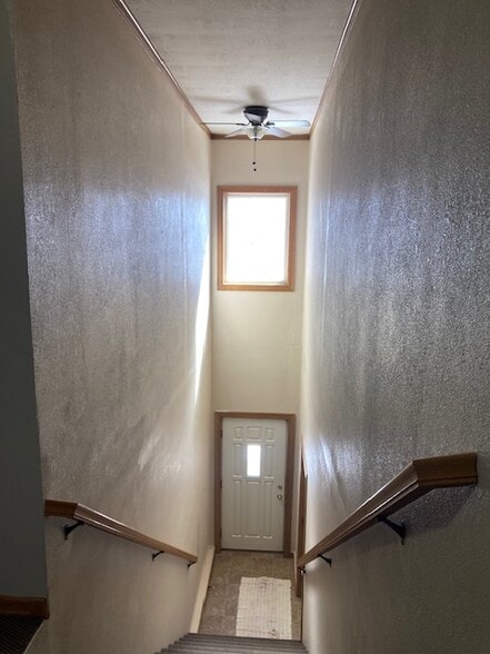 Access Stairway - 2414 W 10th St