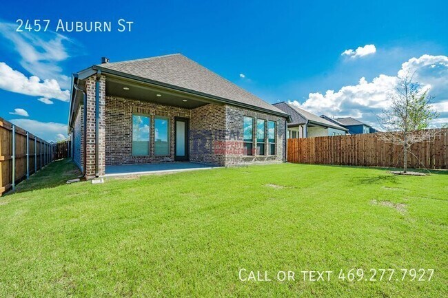 Building Photo - 2457 Auburn St