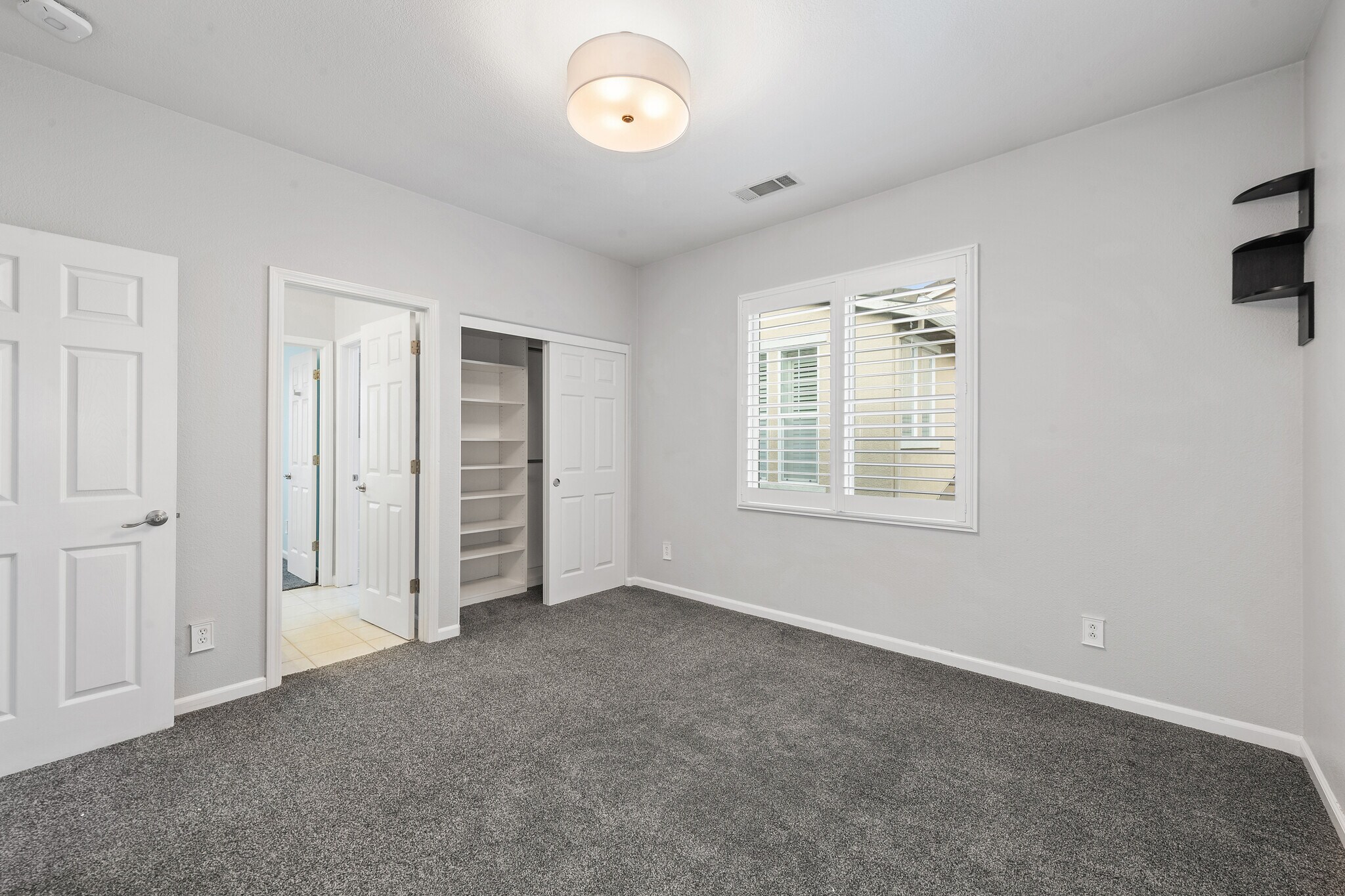 Building Photo - 183 Hearthstone Dr