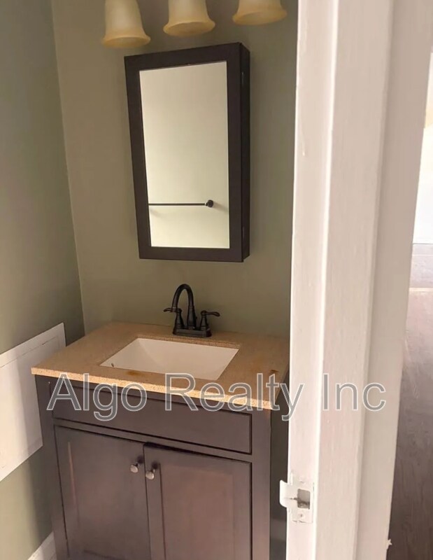 Building Photo - 5109 48th Ave N