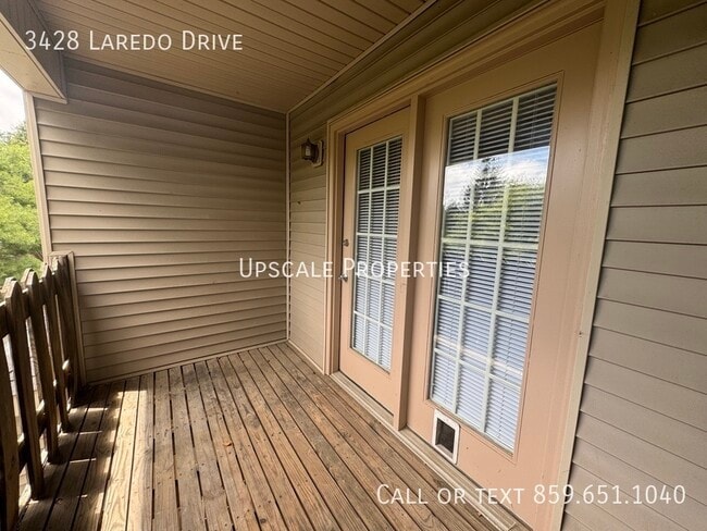 Building Photo - 3428 Laredo Dr
