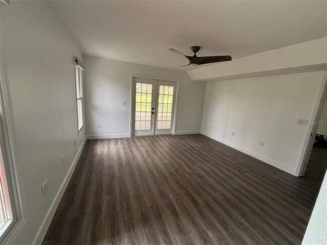 Building Photo - 7910 Kennedy Ln
