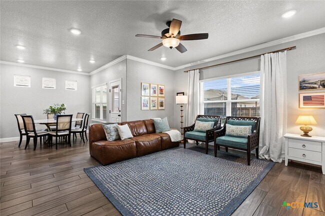 Building Photo - 1614 Flatland Trl