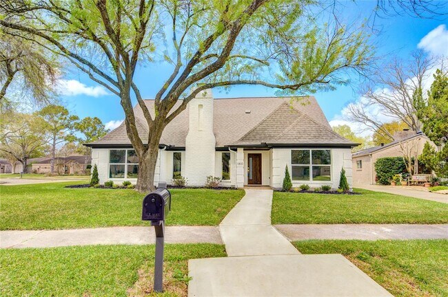 Primary Photo - 1810 Eagle Falls Ct