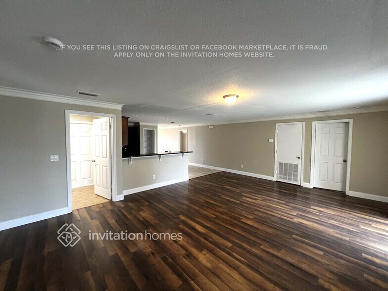 Building Photo - 1507 SW California Blvd