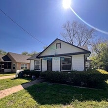 Building Photo - 2620 Exline St