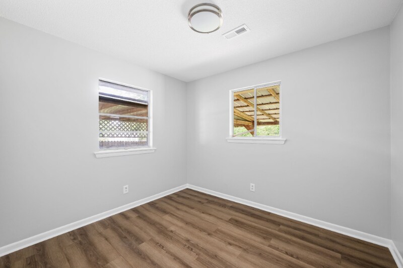 Building Photo - 1208 Gadd Rd