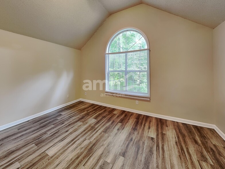 Building Photo - 140 Cannon Dr