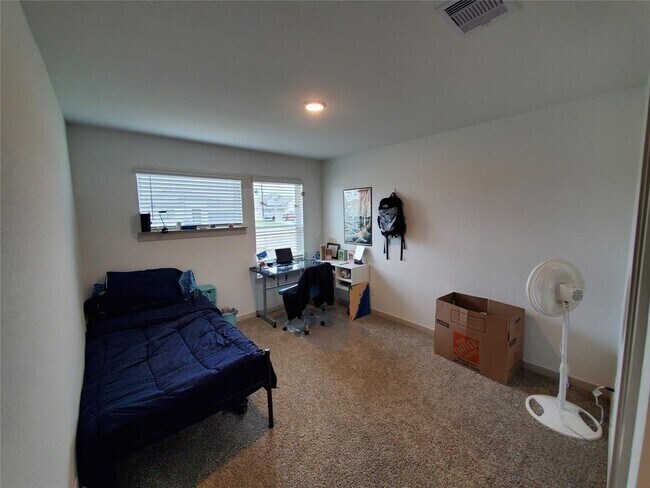 Building Photo - 6910 Dell Vista Drive