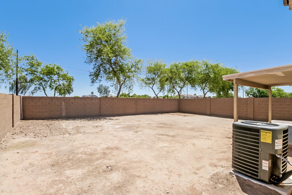 Building Photo - 34895 N Open Range Dr